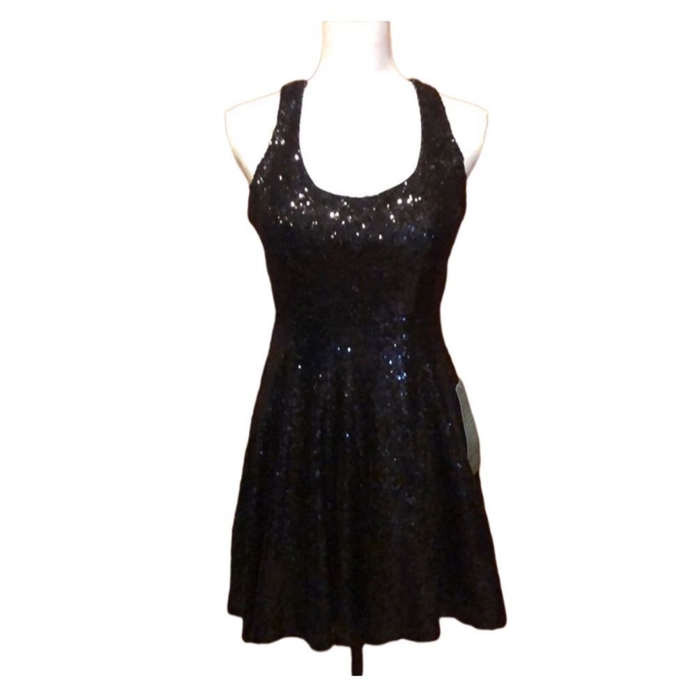 B. Smart Black Sequin Fit & Flare Dress Juniors 7 Open Strap Back Event Party